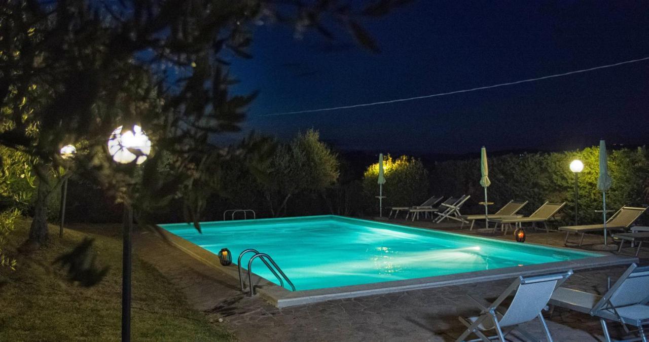 אסיאנו B&B Le Logge Di Sopra מראה חיצוני תמונה